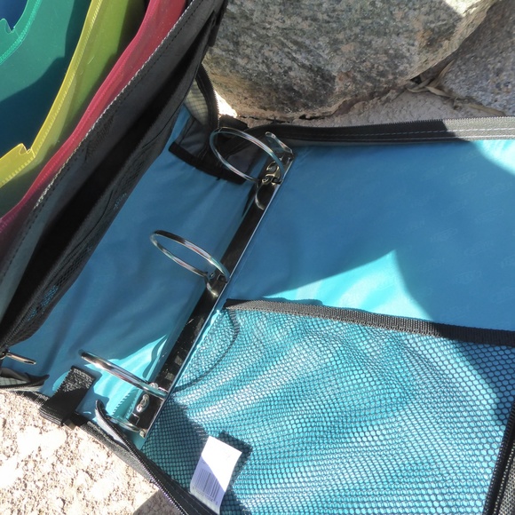 Case It Blue Binder School Paper Organizer with Strap - Picture 5 of 9